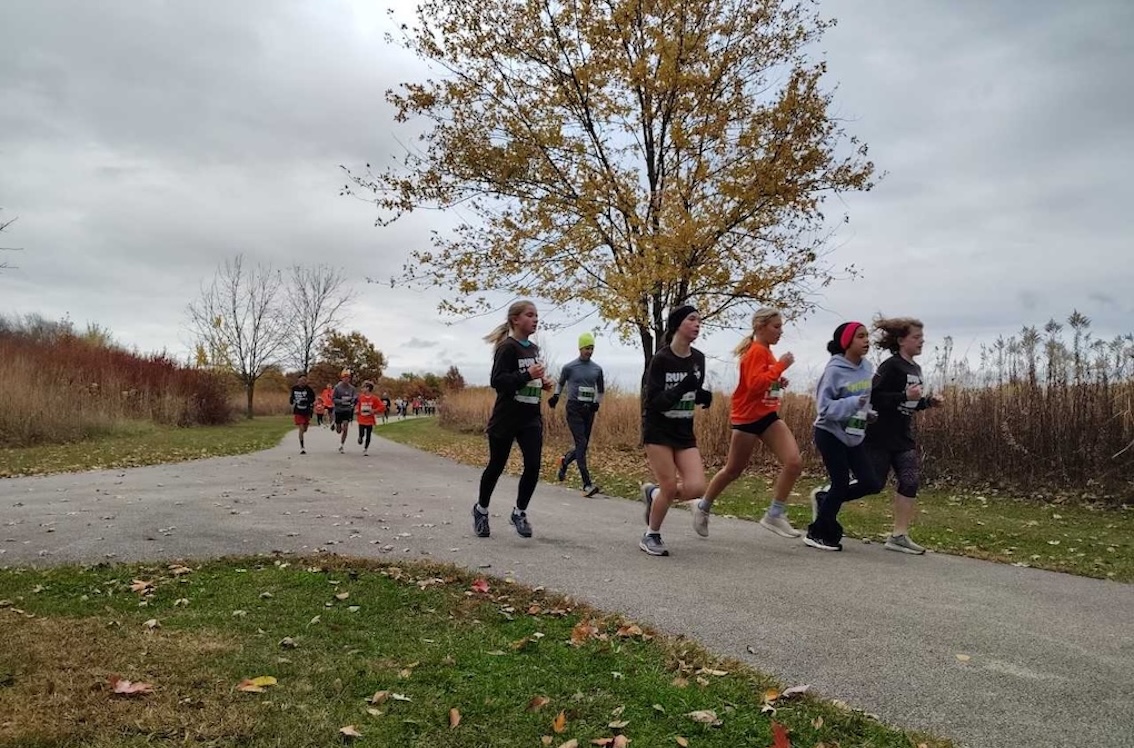 People run during the annual Turkey Trot race